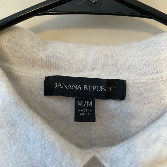 Banana Republic Collared Sweater - Size M - Picture 5 of 6